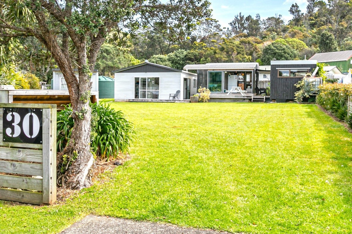 30 Mako Avenue, Whiritoa, Waihi - Carousel 1