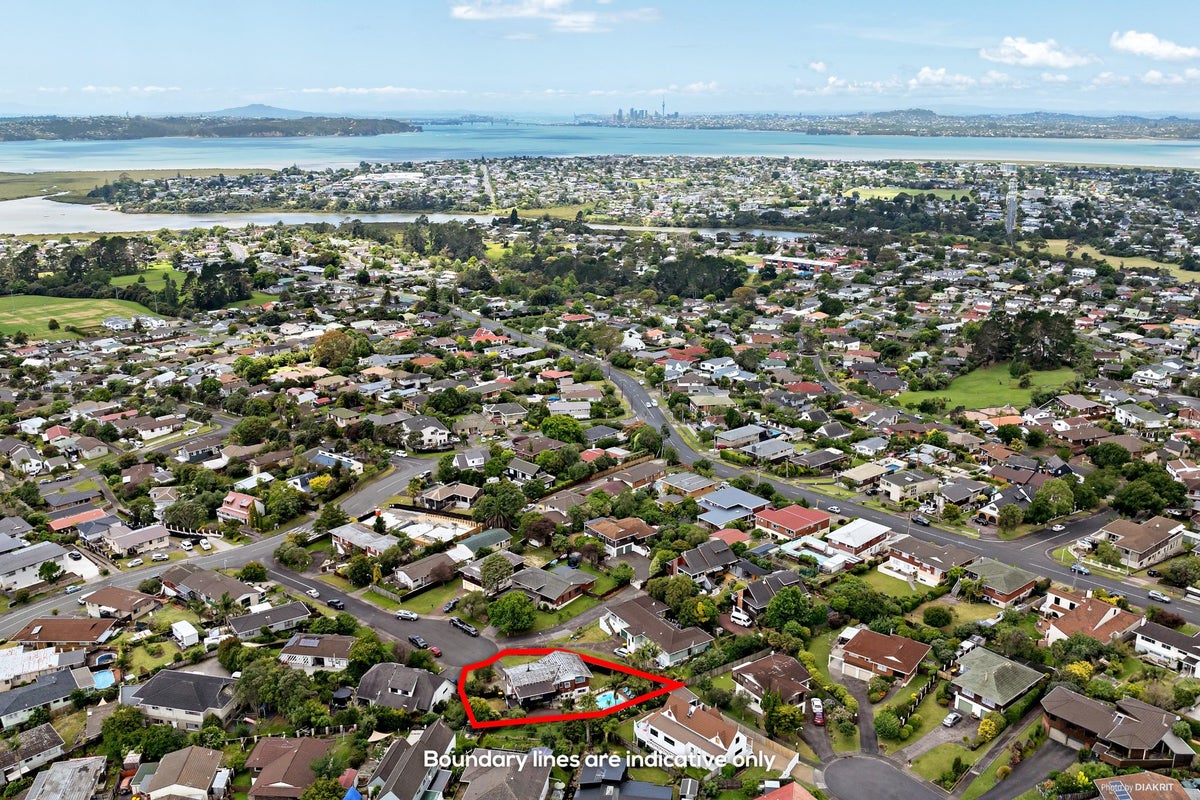 12 Forsythe Place, Massey, Auckland - Carousel 16