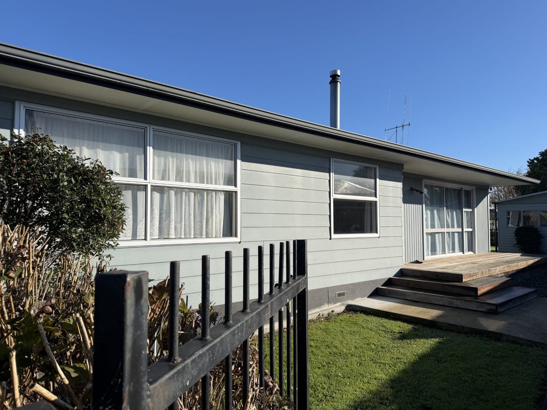 13 Cypress Crescent, Pukete, Hamilton - Carousel 2