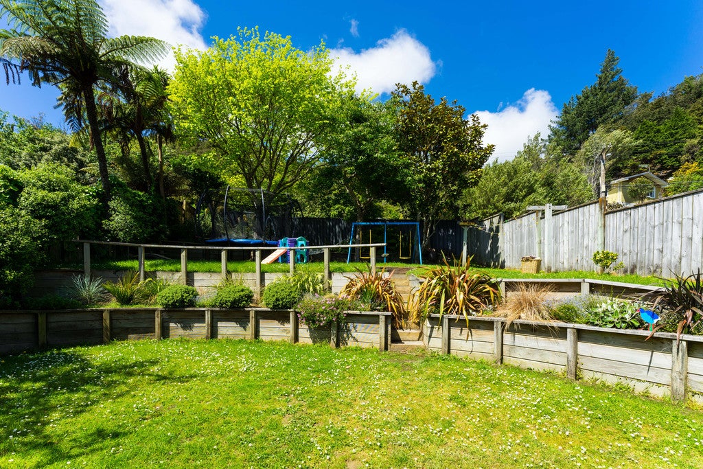 105 Coast Road, Wainuiomata, Lower Hutt - Carousel 2