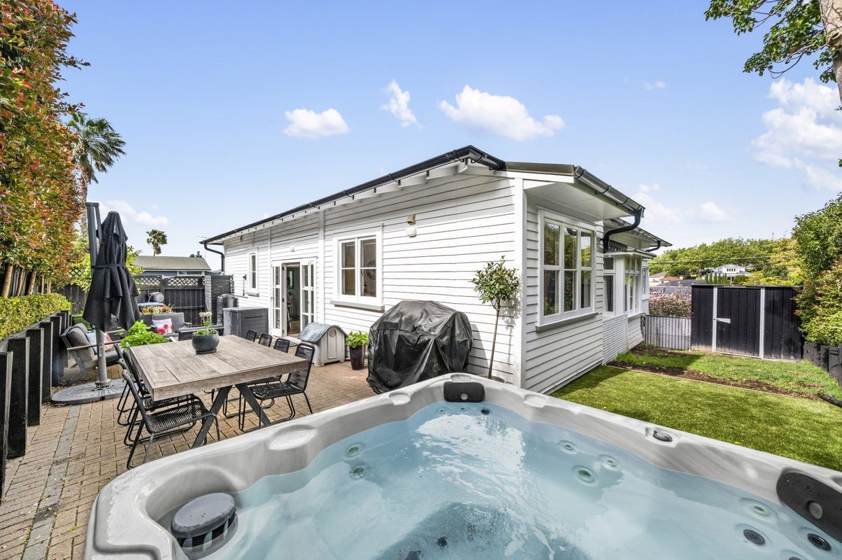 16 Ngapuhi Road, Remuera, Auckland - Carousel 2