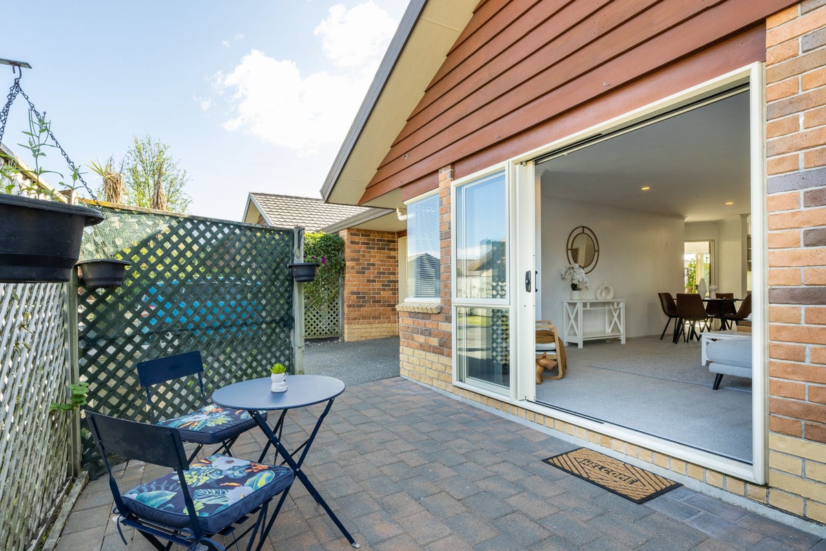 32/1232 HOWARD STreet, PARKVALE, HASTINGS - Carousel 14