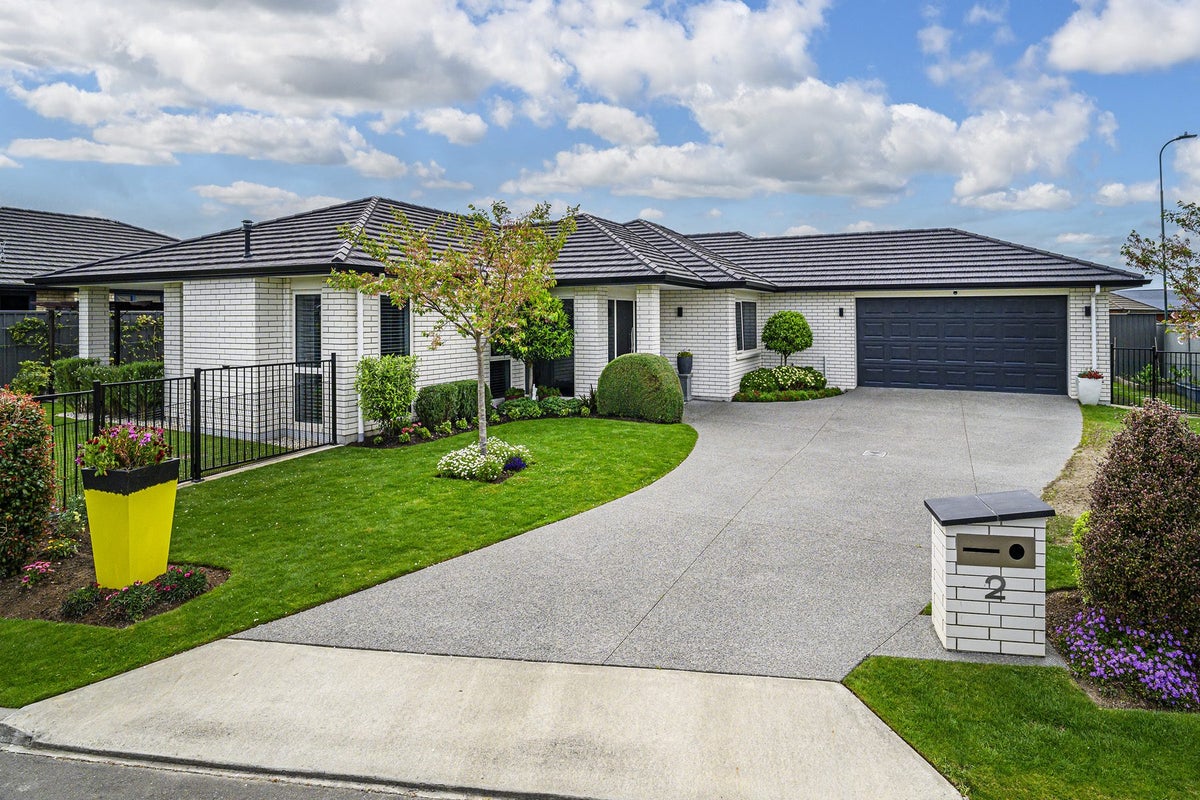 2 Smidt Lane, Mahora, Hastings - Carousel 1