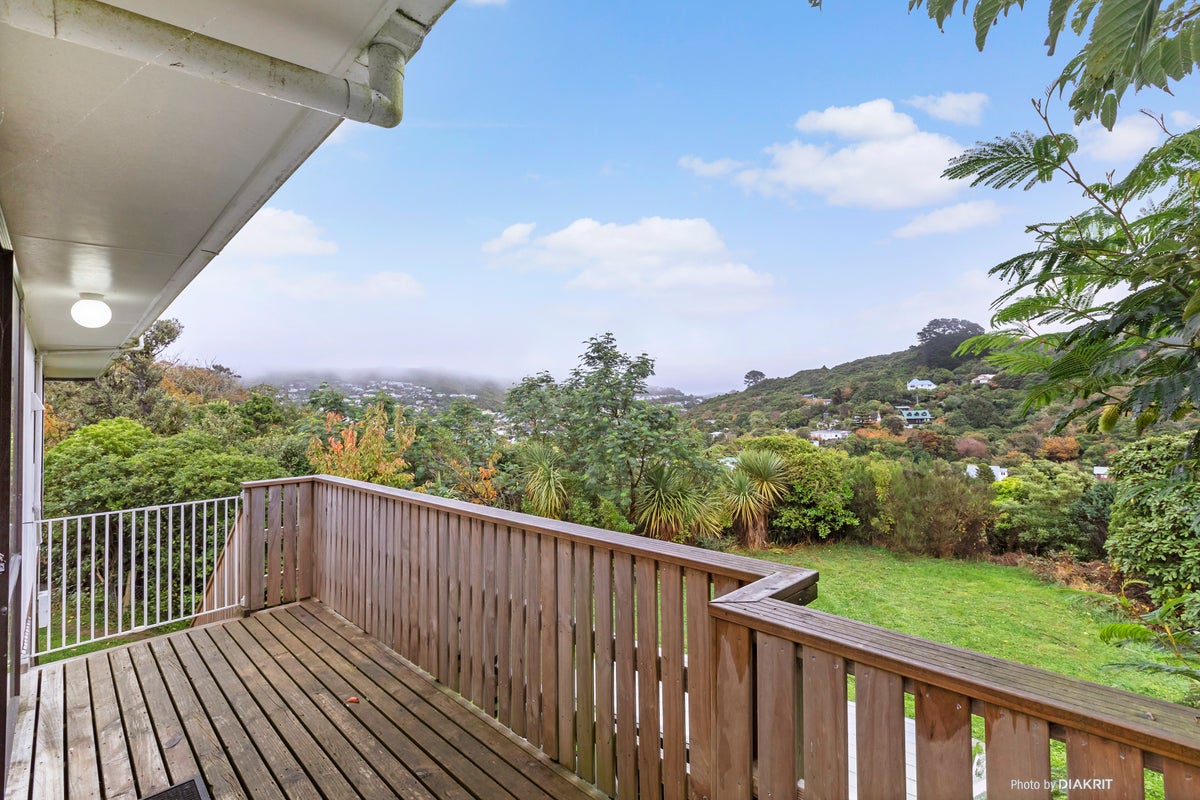 41A David Crescent, Karori, Wellington - Carousel 2