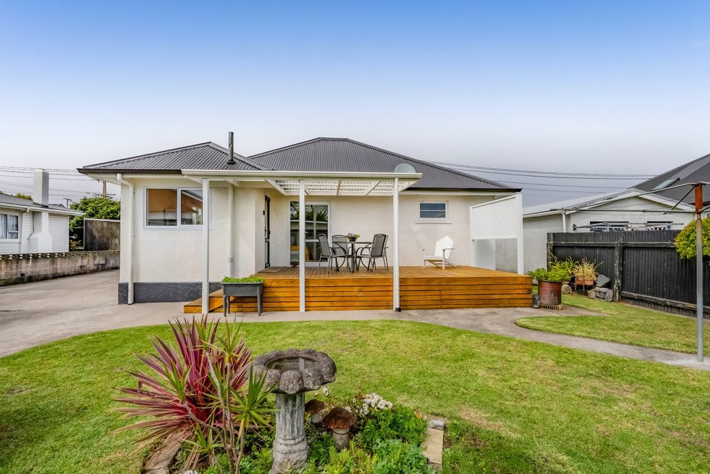 41 Princes Street, Fitzroy, New Plymouth - Carousel 1