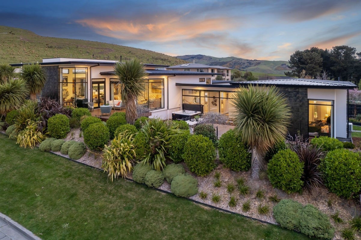 346 Kennedys Bush Road, Kennedys Bush, Christchurch - Carousel 1