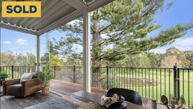 11D Greenbank Drive, Saint Johns, Auckland - Carousel 1