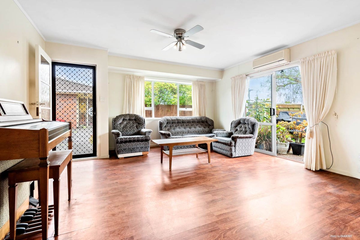 1/65 Glendale Road, Glen Eden, Auckland - Carousel 2