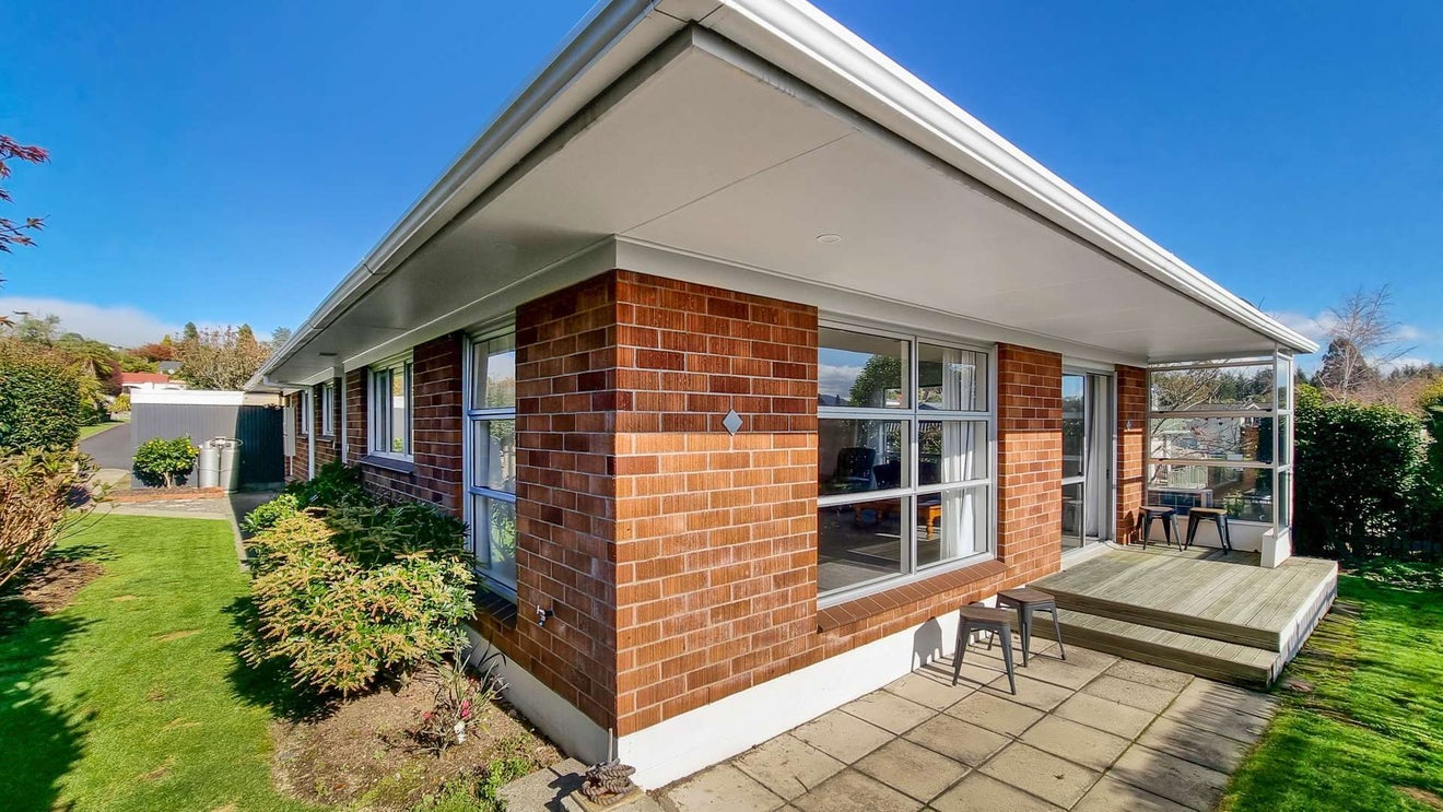 10B Willmott Place, Springfield, Rotorua - Carousel 1