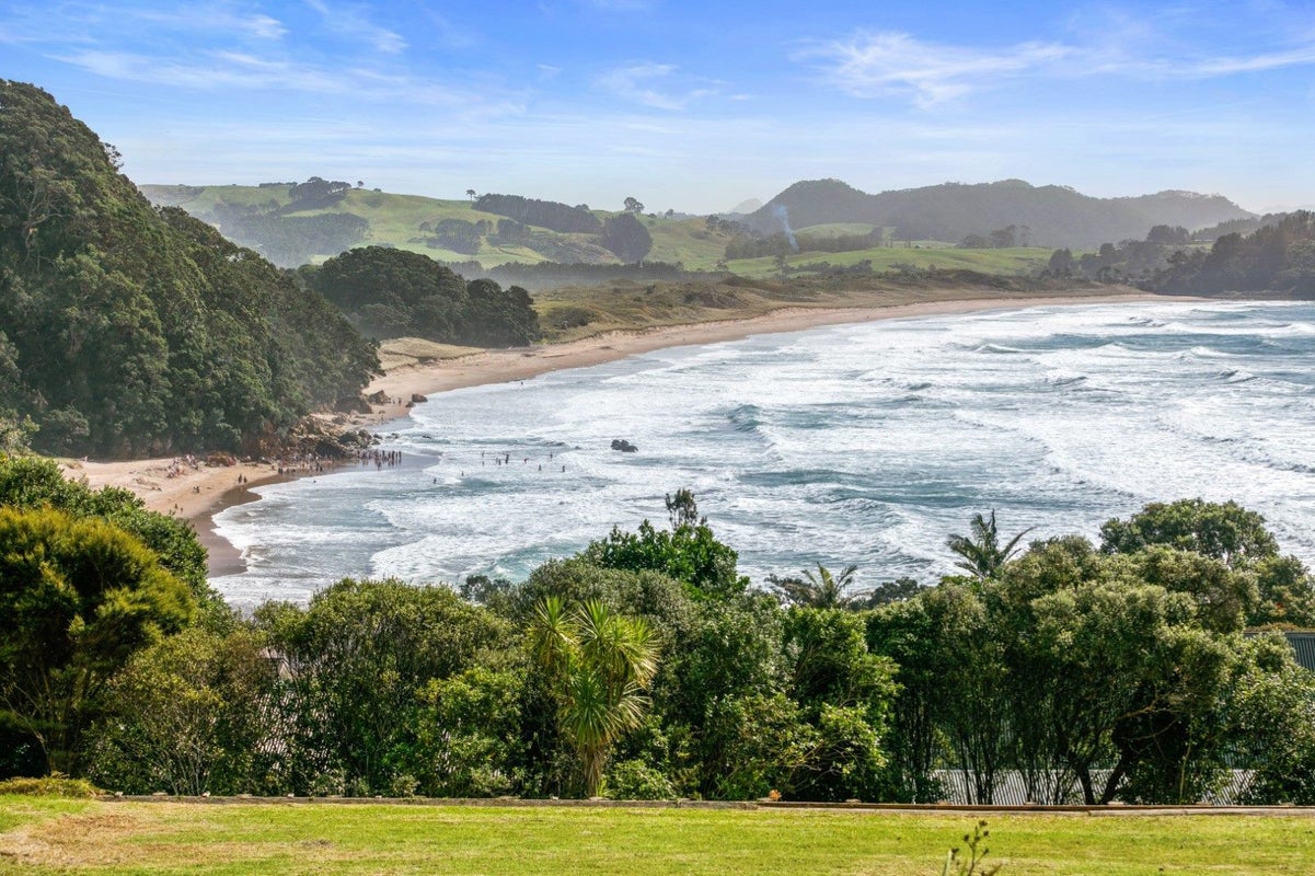 57 Radar Road, Hot Water Beach, Whitianga - Carousel 1