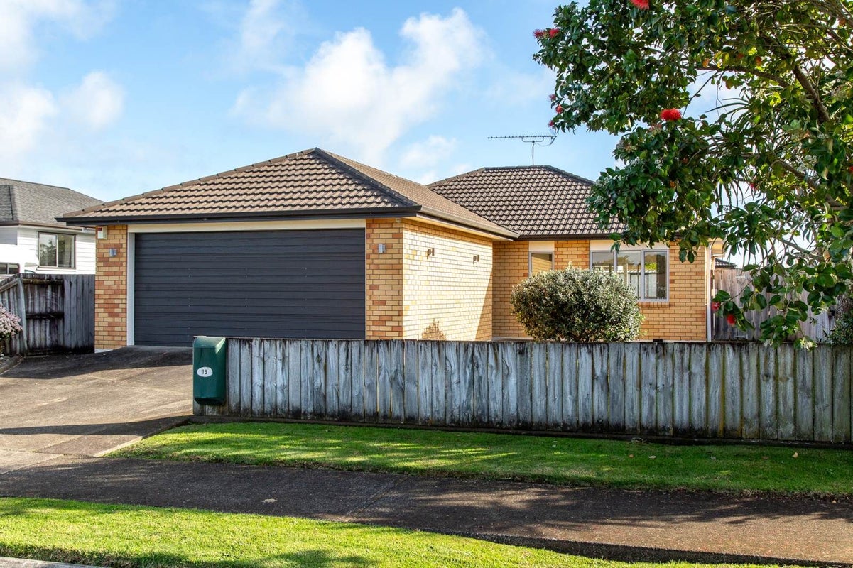 15 Raabia Close, Parakai, Helensville - Carousel 1