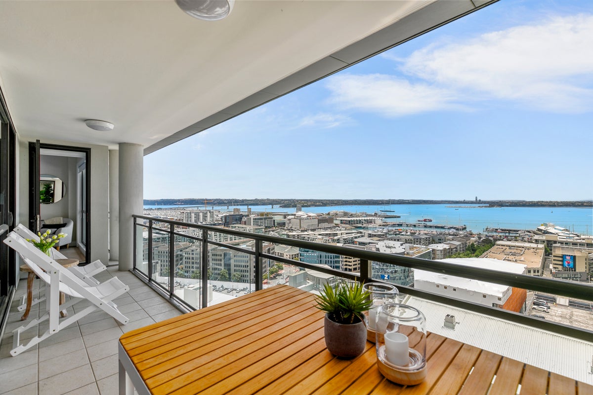 1404/22 Nelson Street, Auckland Central, Auckland - Carousel 1
