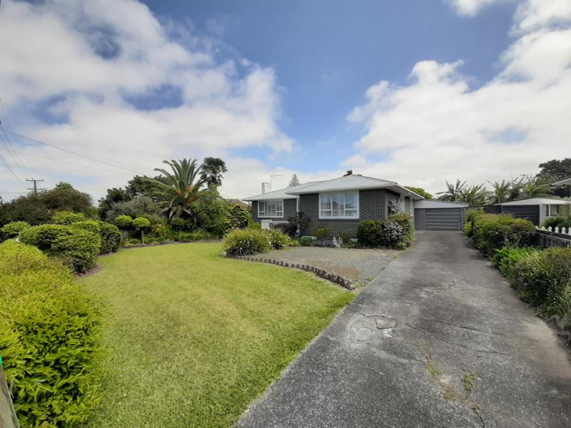 21 Fleming Street, Manurewa East, Auckland - Carousel 1