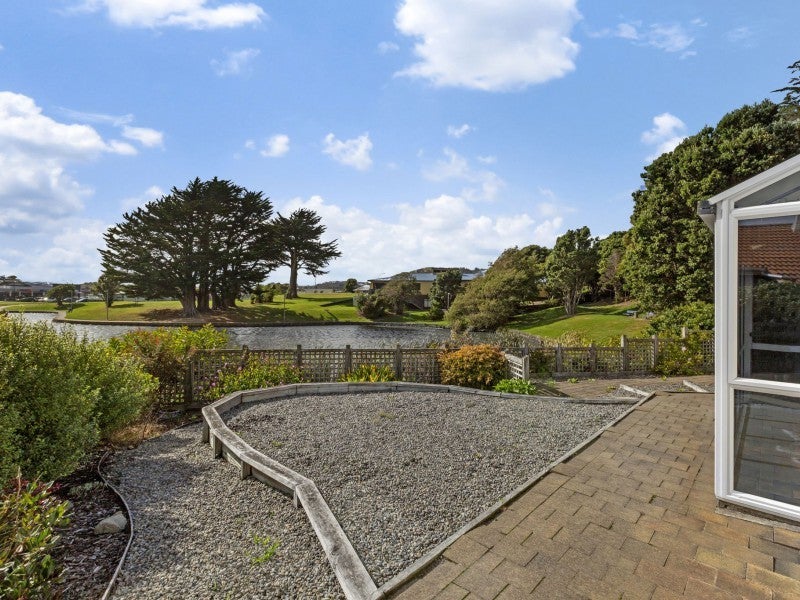 11 Lakeside Villas, WHITBY, PORIRUA - Carousel 26