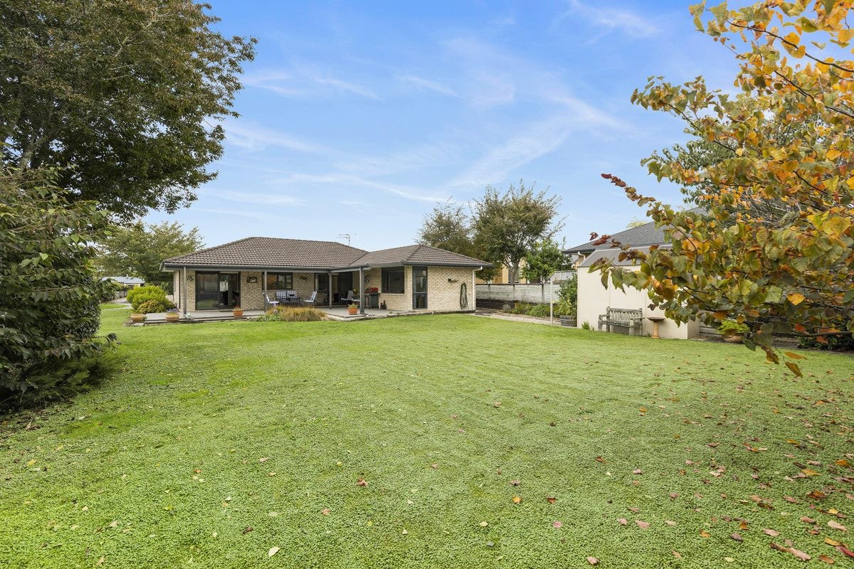 53 Coleridge Street, Leamington, Cambridge - Carousel 1