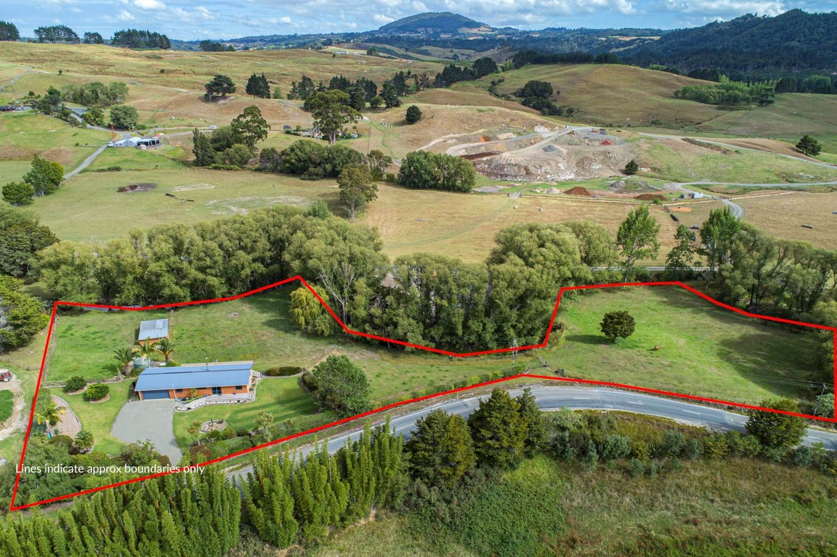 110 Tavinor Road, Otaika, Whangarei - Carousel 17