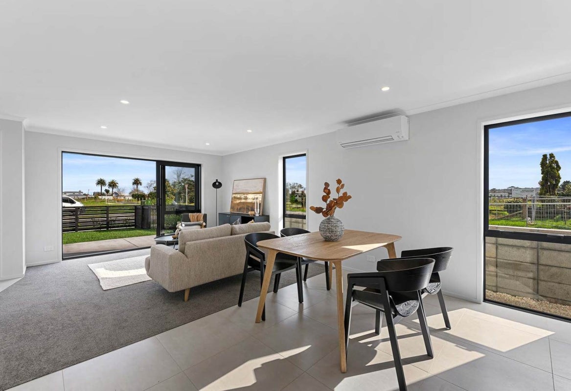 19 Paapaakiri Loop, Takanini, Auckland - Carousel 2