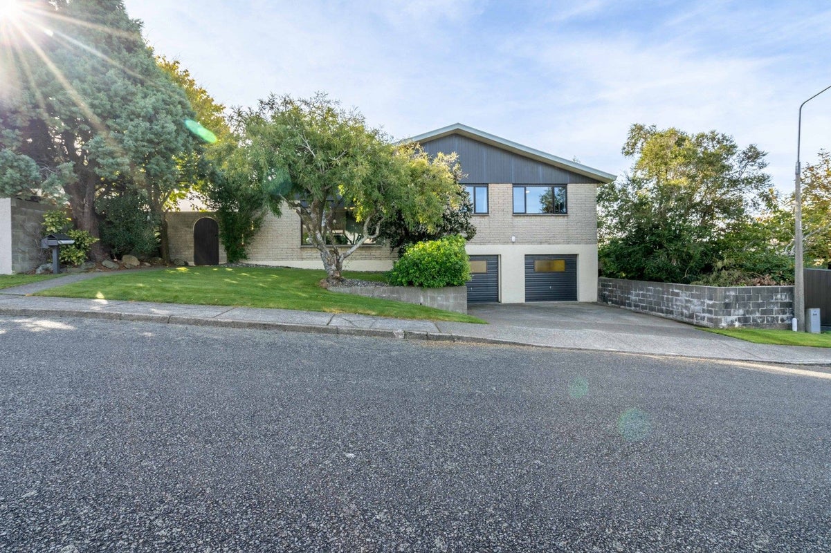 84 Kildare Drive, Waikiwi, Invercargill - Carousel 2