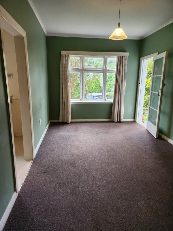 150 Upland Road, Kelburn, Wellington - Carousel 1