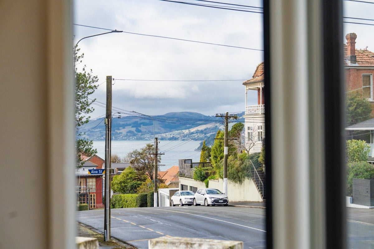 7/25 Alva Street, City Centre, Dunedin, Otago - Carousel 50