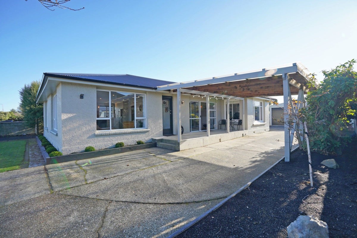 30 Thurso Street, Waverley, Invercargill - Carousel 1