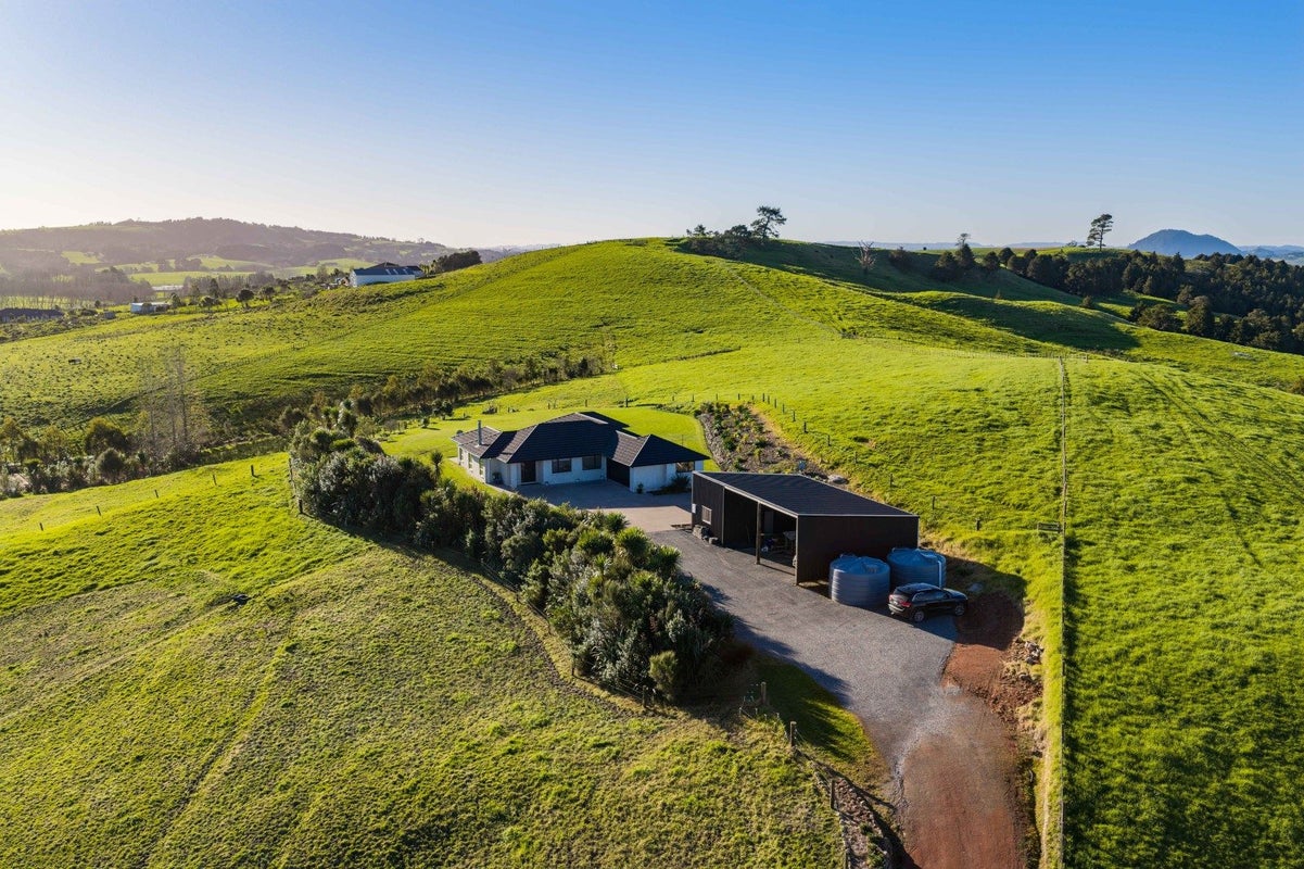 715 Three Mile Bush Road, Ruatangata West, Kamo - Carousel 1
