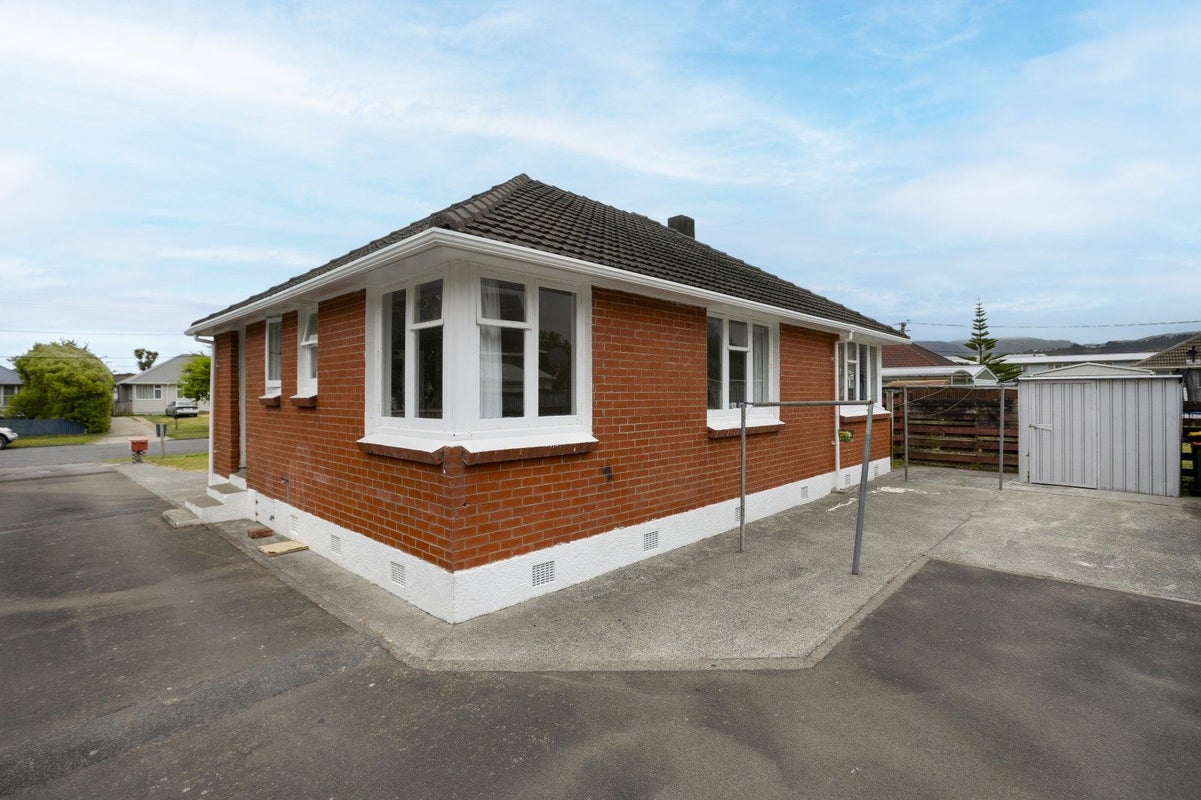 1/5 Kowhai Street, Naenae, Lower Hutt - Carousel 19
