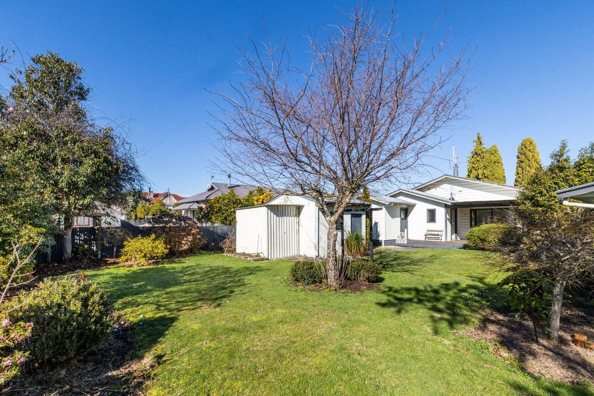 408 Fenwick Street, Mayfair, Hastings - Carousel 2