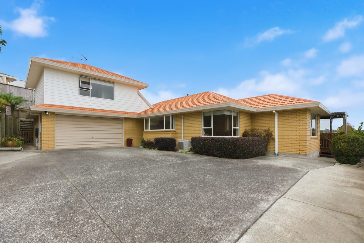 10B Taramea Rise, Pyes Pa, Tauranga - Carousel 1