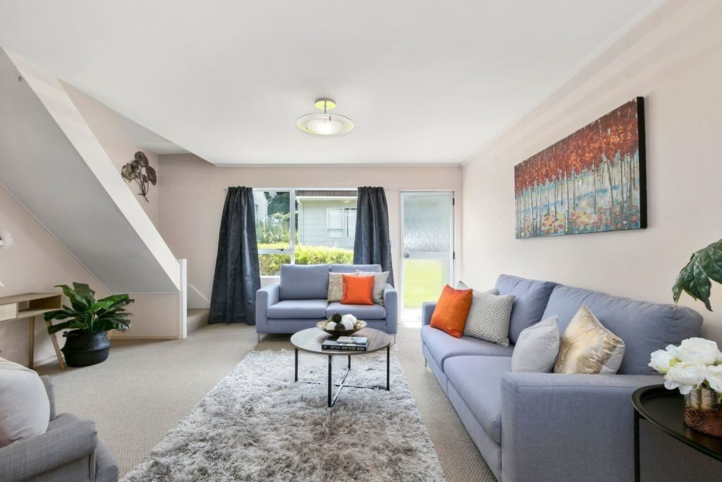 37J PHARAZYN ST, ALICETOWN, LOWER HUTT - Carousel 1