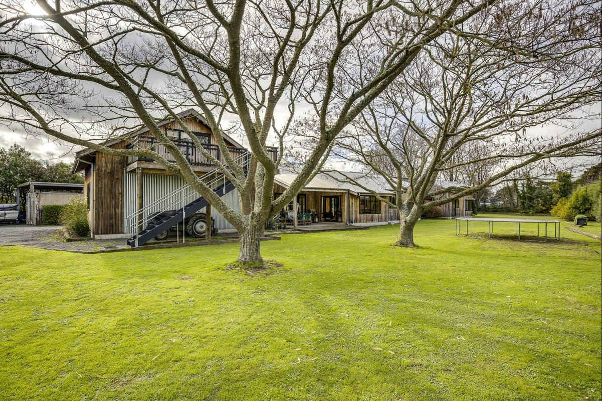 260 Havelock Road, Akina, Hastings - Carousel 28