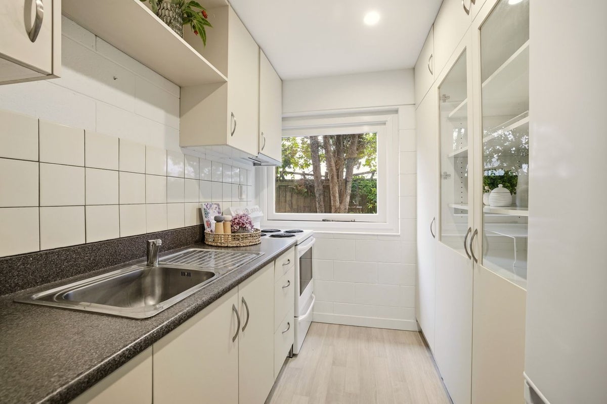 1/158 Papanui Road, Merivale, Christchurch - Carousel 2