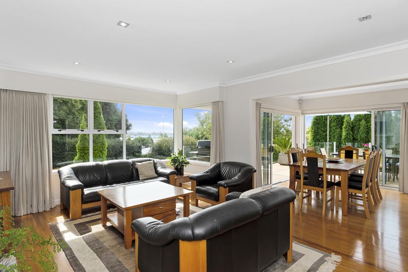 18 Sixteenth Avenue, Tauranga South, Tauranga - Carousel 1