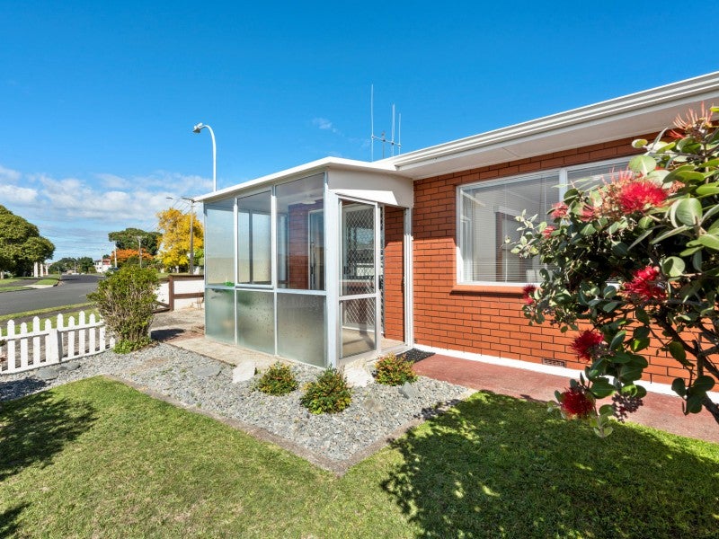 65 Ridge Street, Otumoetai, Tauranga - Carousel 1