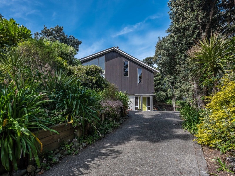 9 Hona Street, Waikanae Beach, Waikanae - Carousel 1