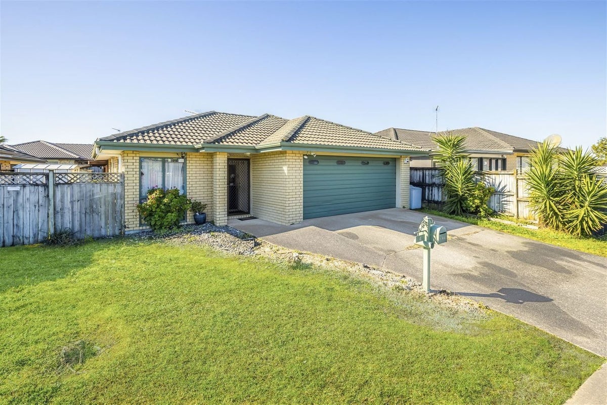 4 Stellata Court, Randwick Park, Auckland - Carousel 2