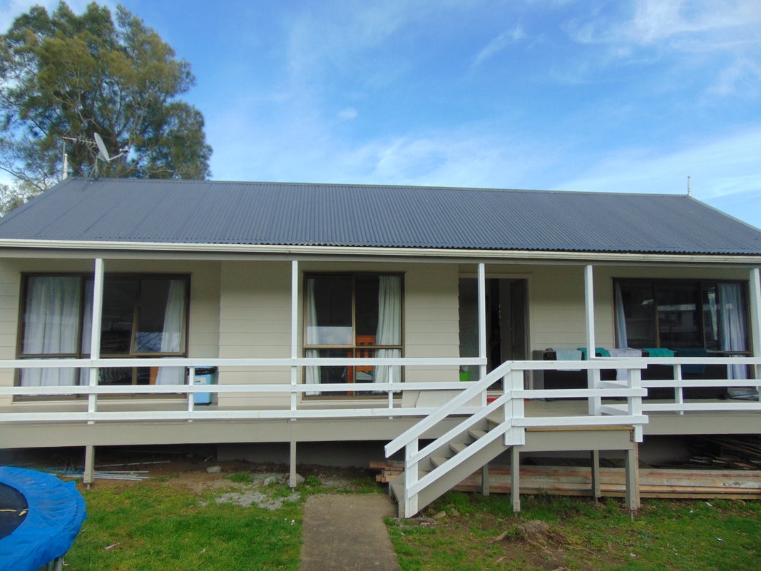 19 Redcrest Avenue, Red Hill, Papakura - Carousel 1