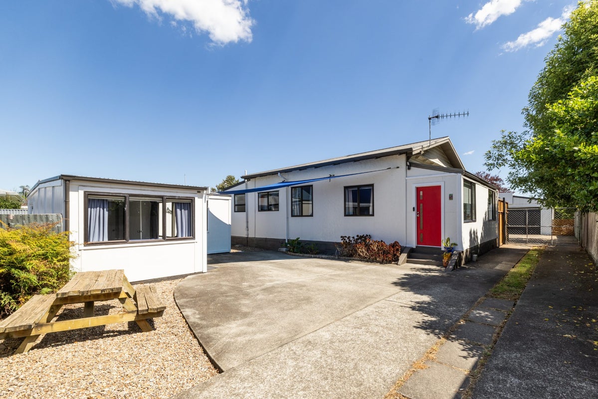 69 Mcgrath Street, Napier South, Napier - Carousel 1