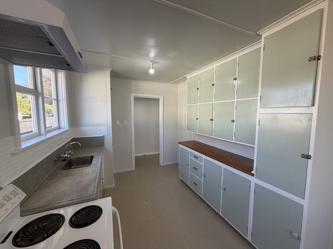 903 Anson Street, Mayfair, Hastings - Carousel 1