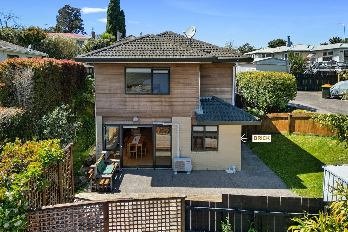 165A Cook Street, Howick, Auckland - Carousel 1