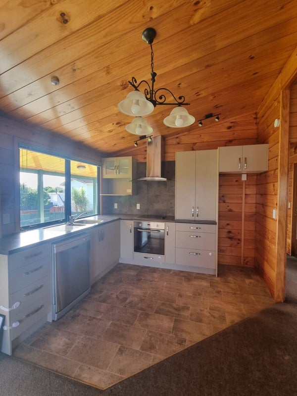 9 Camellia Drive, Ngongotaha, Rotorua - Carousel 2