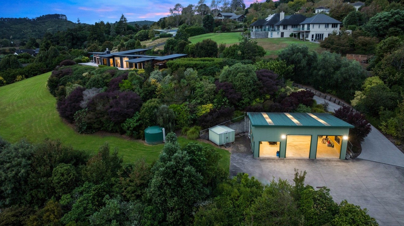 47 Harry Dreadon Road, Papakura - Carousel 2