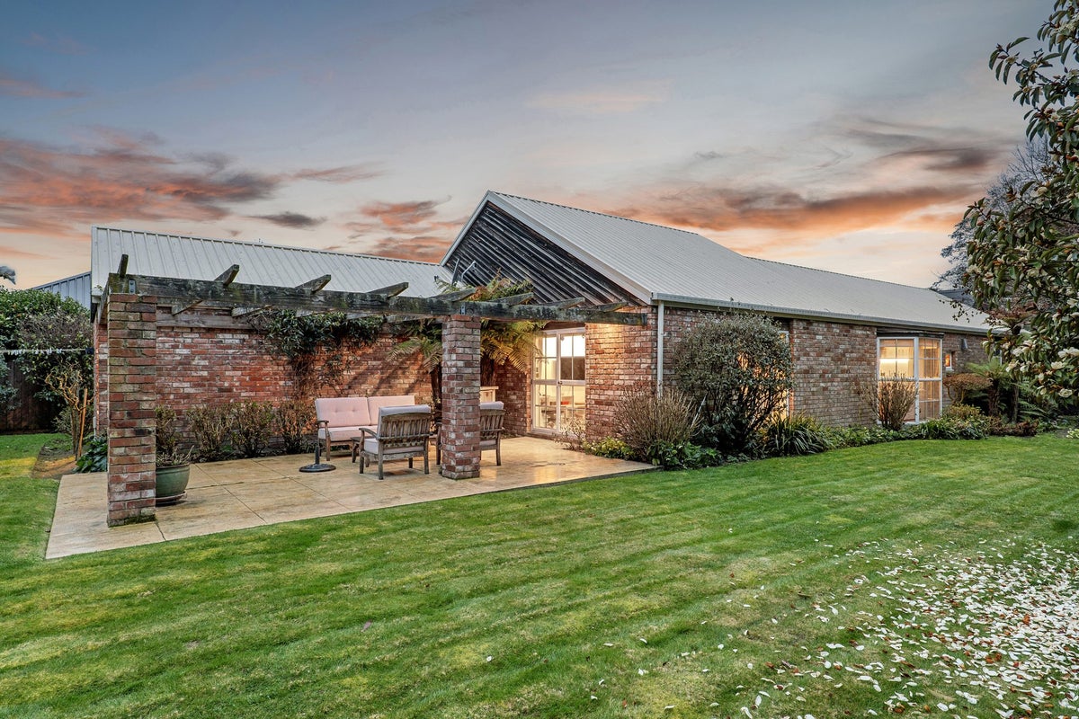 4B Rubens Place, Burnside, Christchurch - Carousel 20