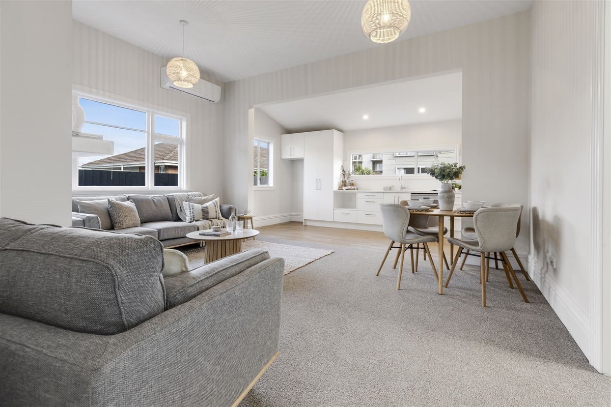 7/16 Grenville Street, Waltham, Christchurch - Carousel 2