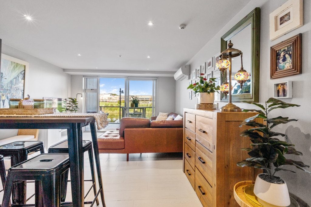 105/5 Rose Garden Lane, Albany, Auckland - Carousel 2
