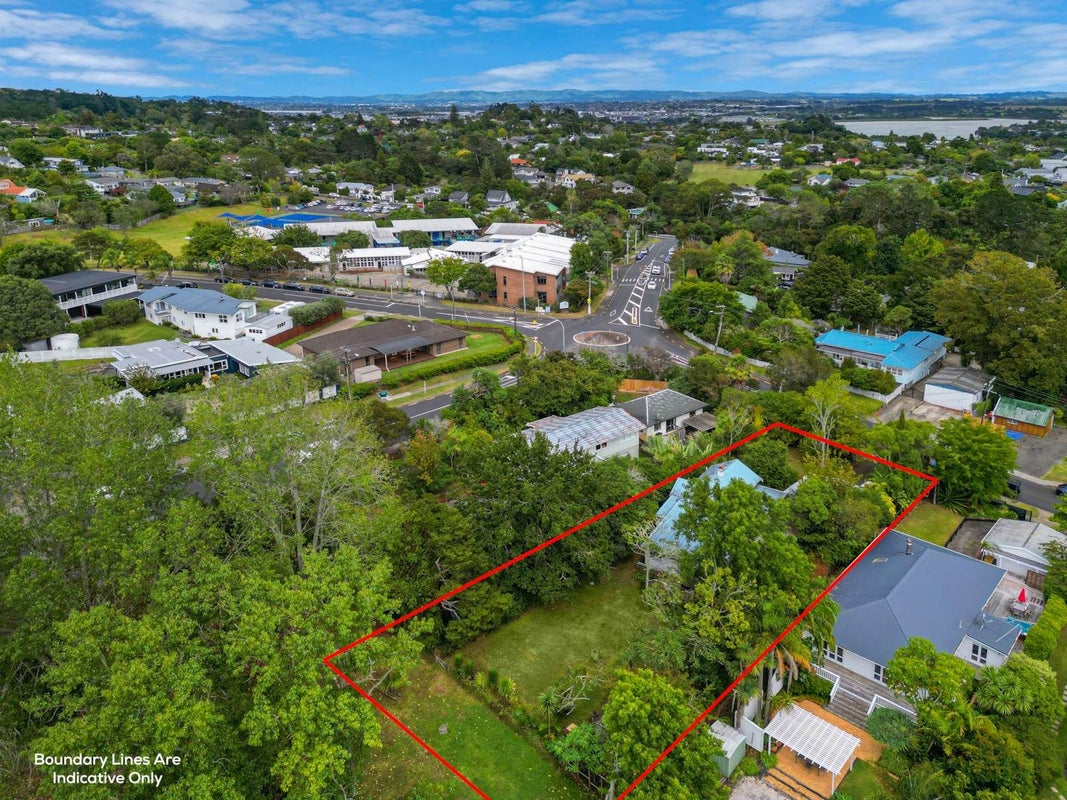 4 Churchouse Road, Greenhithe, Auckland - Carousel 2