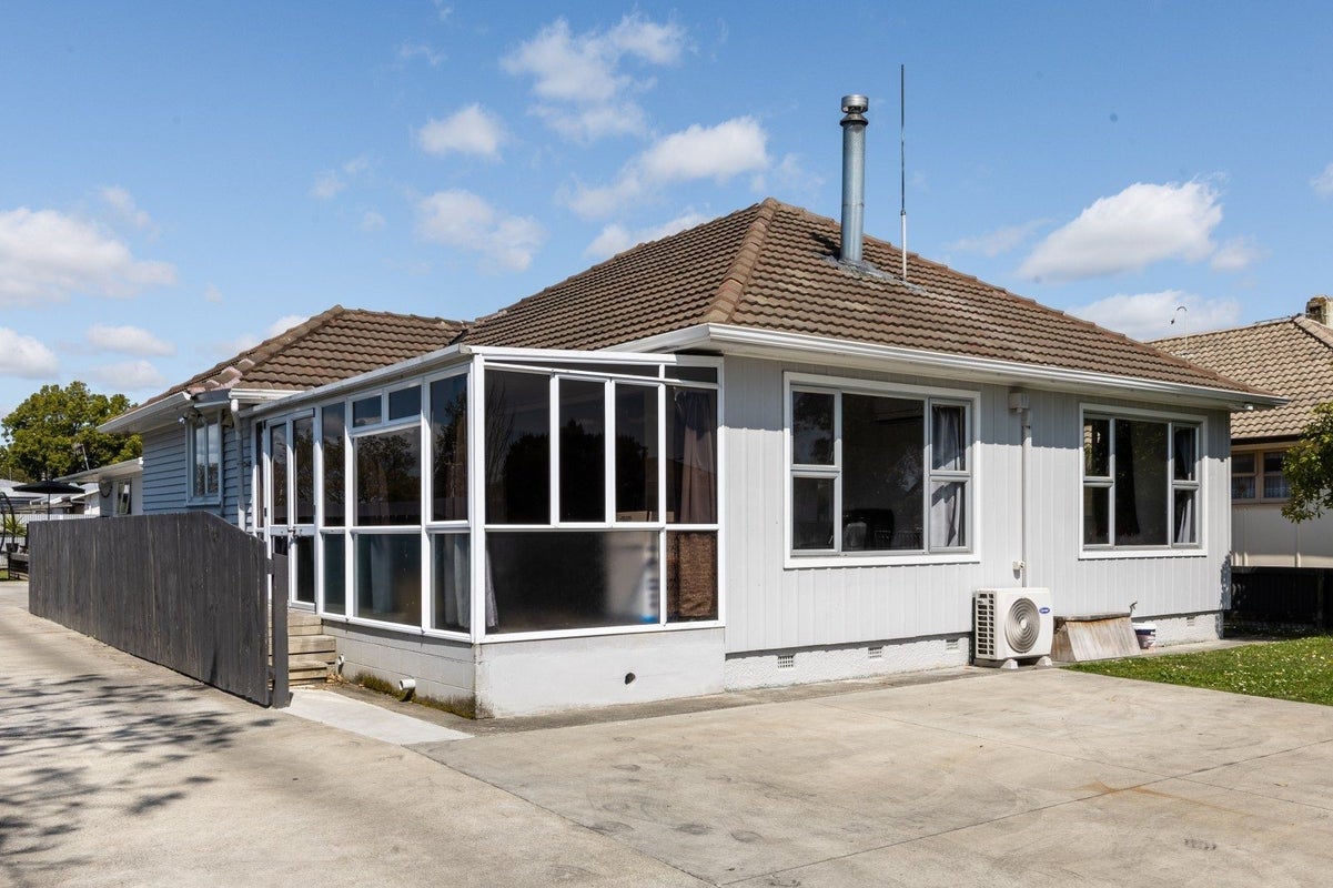 83 Hillary Crescent, Maraenui, Napier - Carousel 12