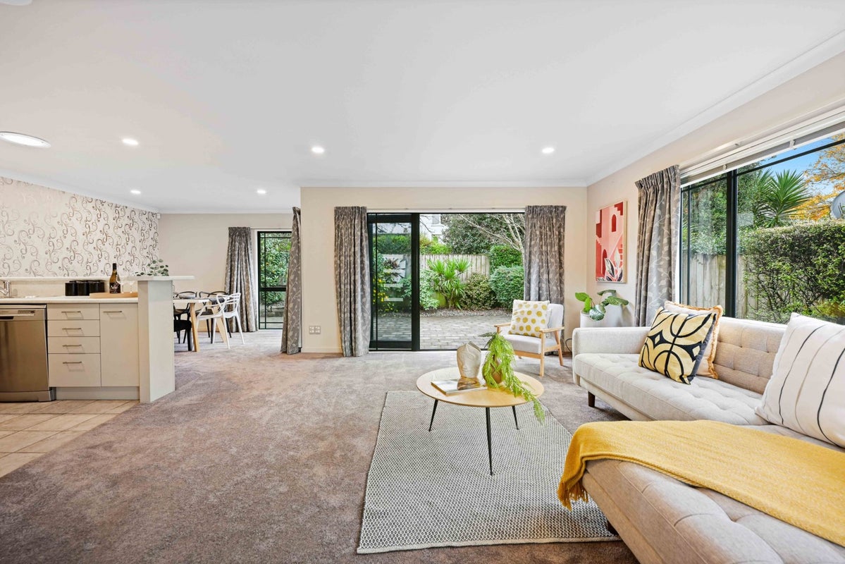 32A Horne Street, Hamilton Central, Hamilton - Carousel 2