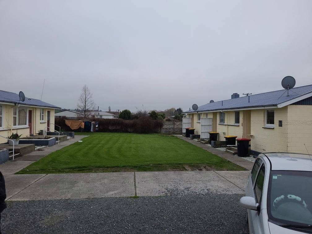 1-10/8 Hamilton Street, East Gore, Gore - Carousel 1