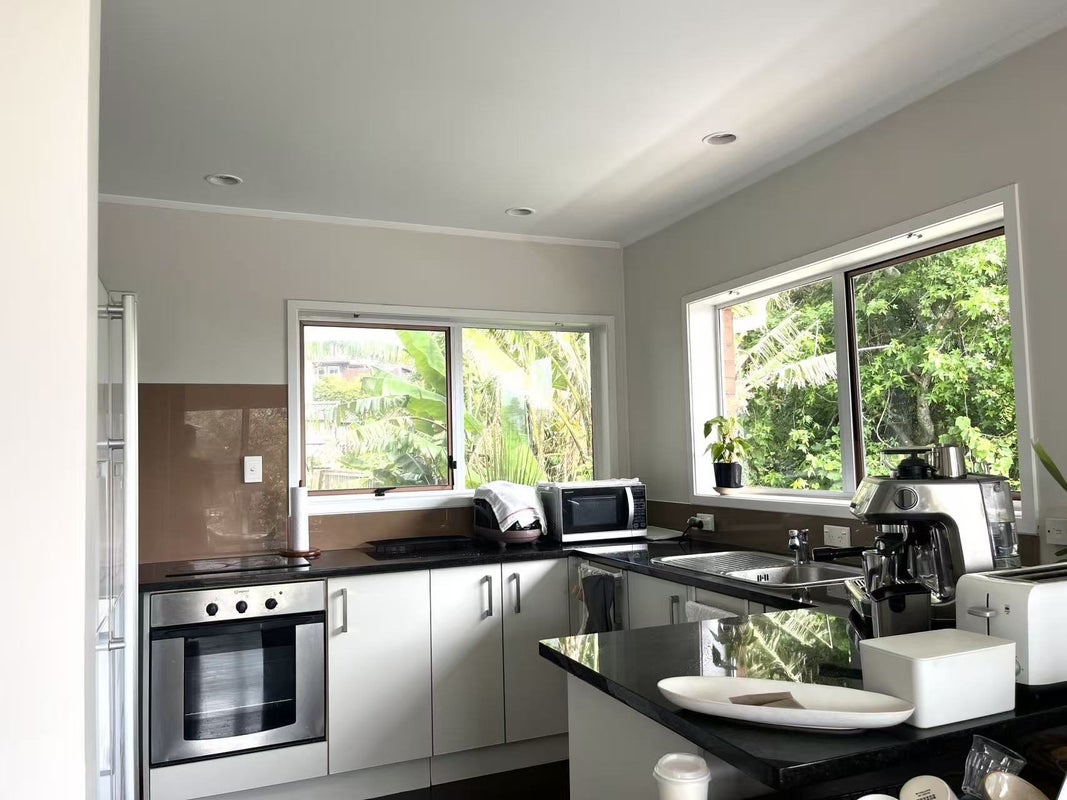2/581 East Coast Road, Browns Bay, Auckland - Carousel 7